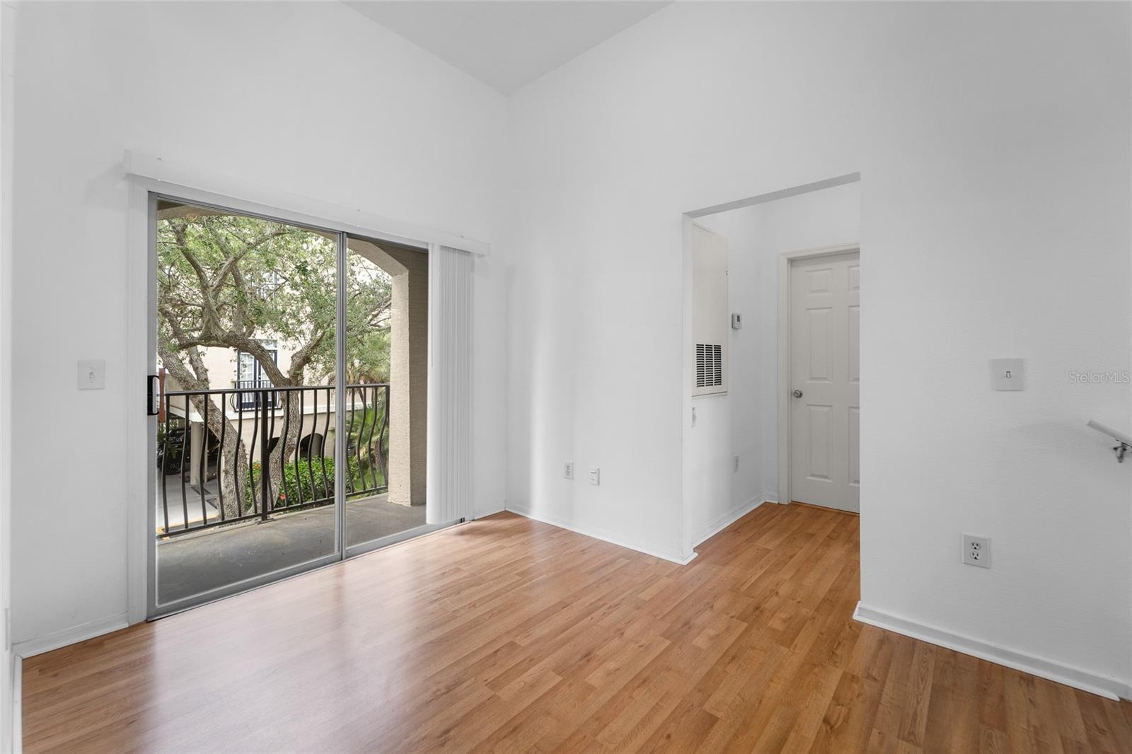 Image 13 of 33 For 501 Knights Run Avenue 6101