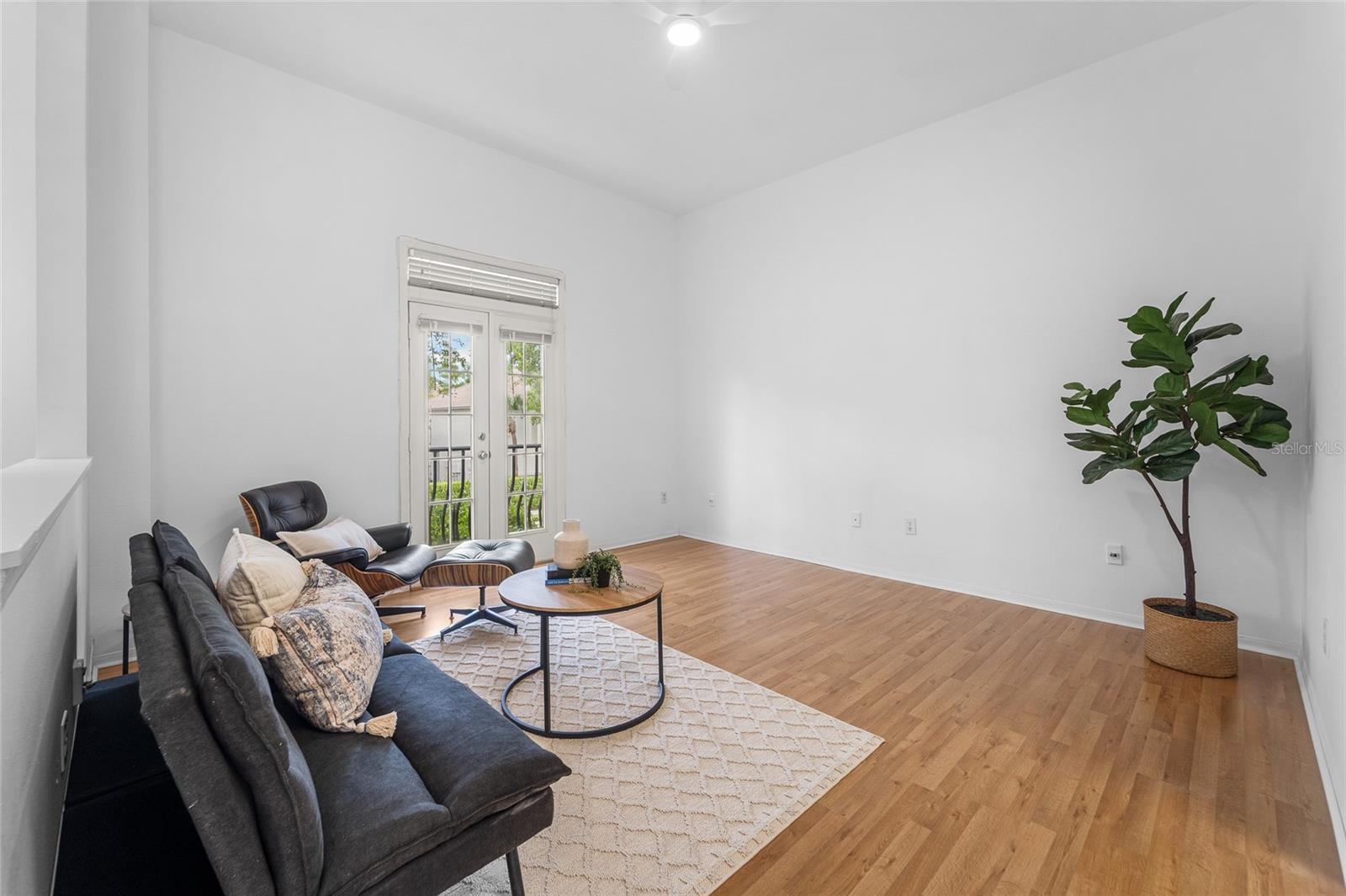 Image 15 of 33 For 501 Knights Run Avenue 6101