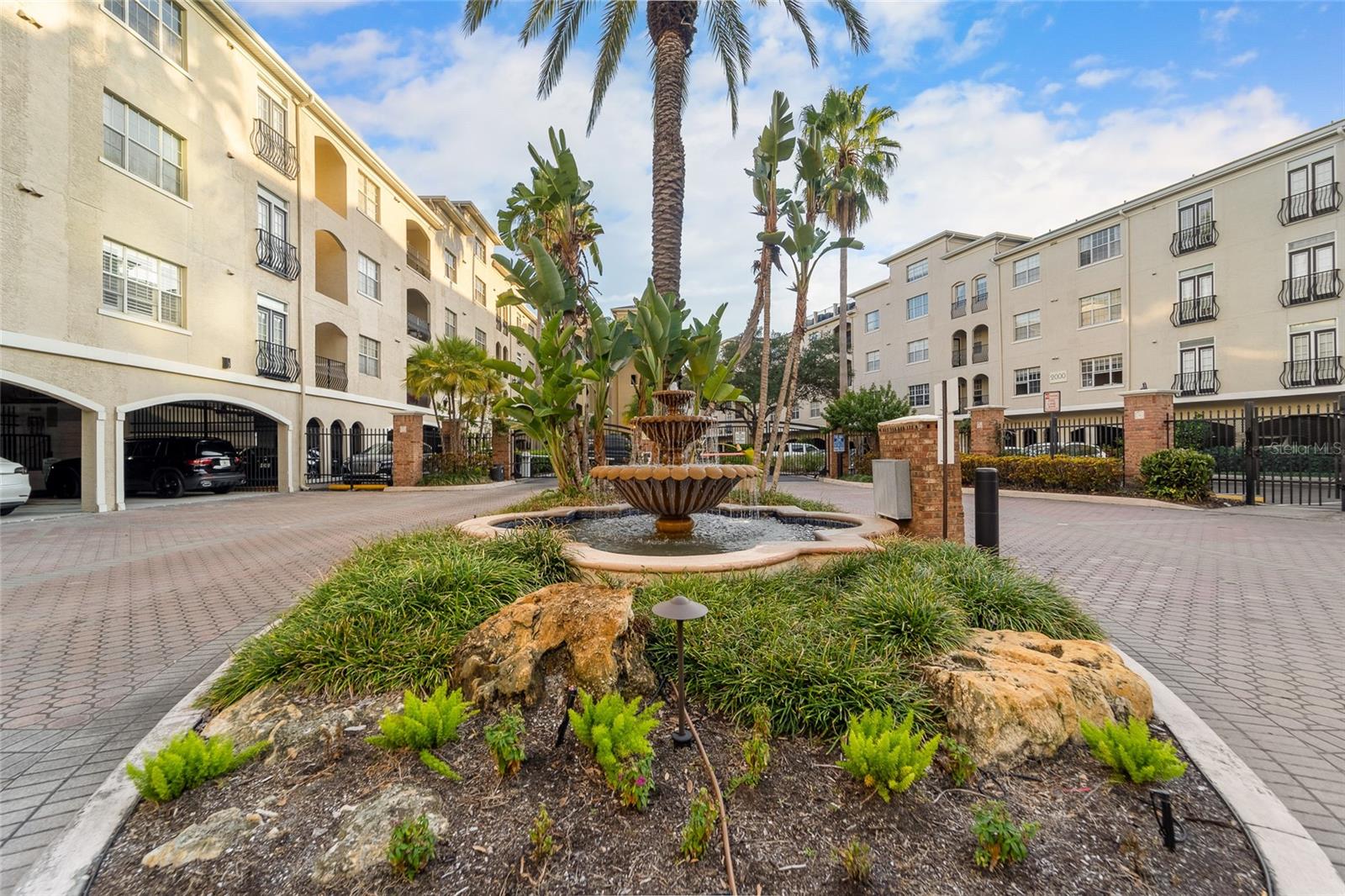 Image 3 of 33 For 501 Knights Run Avenue 6101