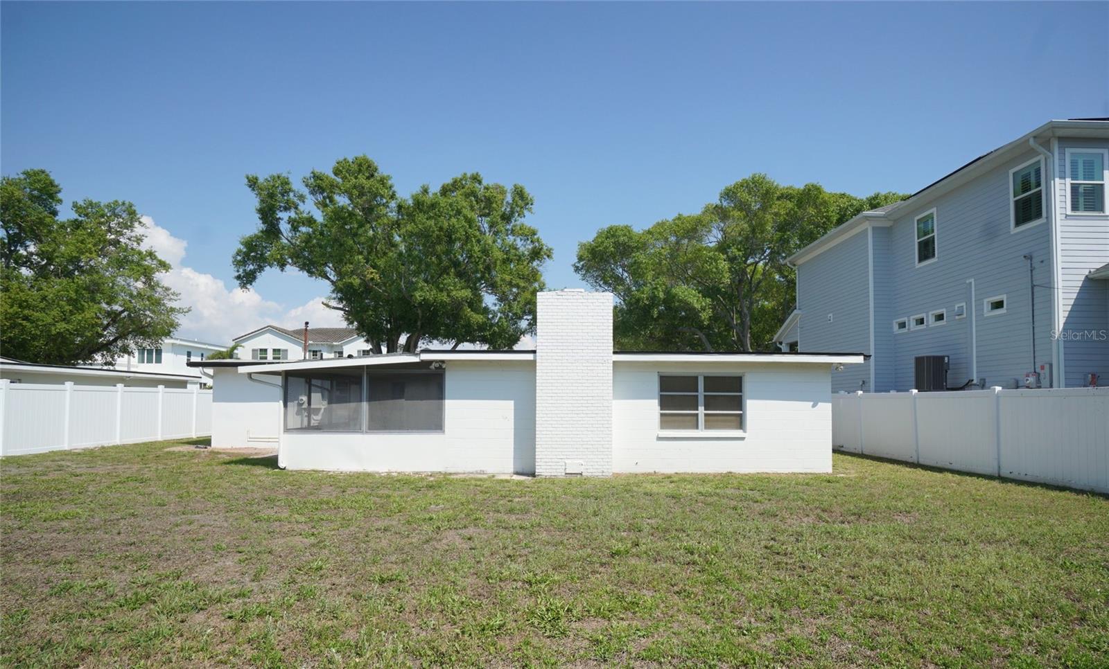 Image 24 of 35 For 3617 Gardenia Avenue