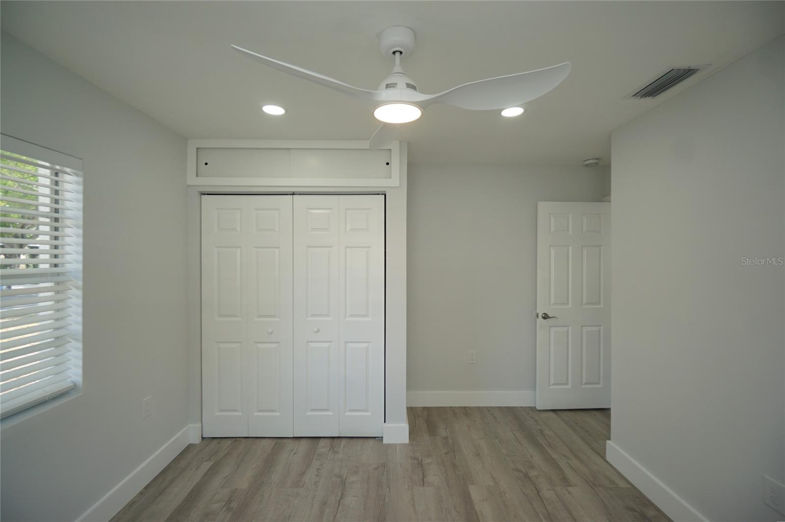 Image 5 of 35 For 3617 Gardenia Avenue