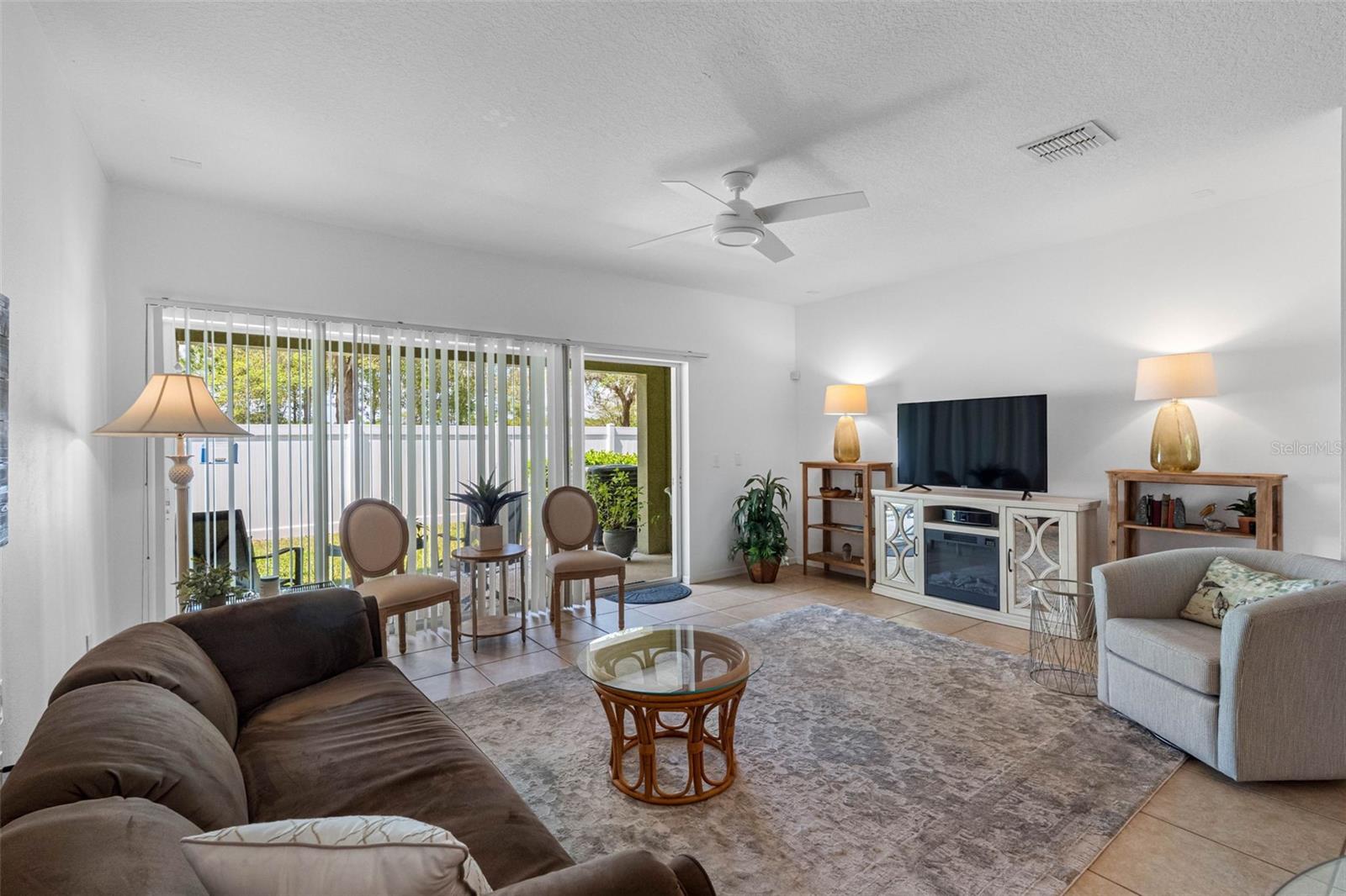 Image 12 of 40 For 20470 Needletree Drive