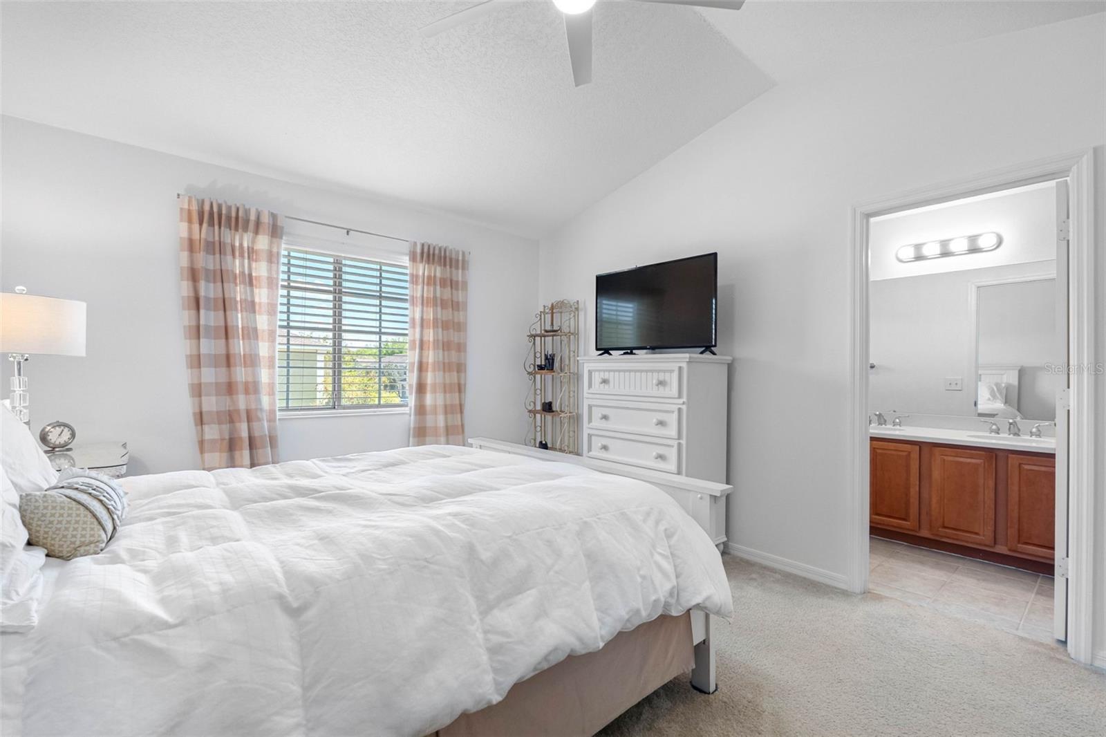 Image 24 of 40 For 20470 Needletree Drive