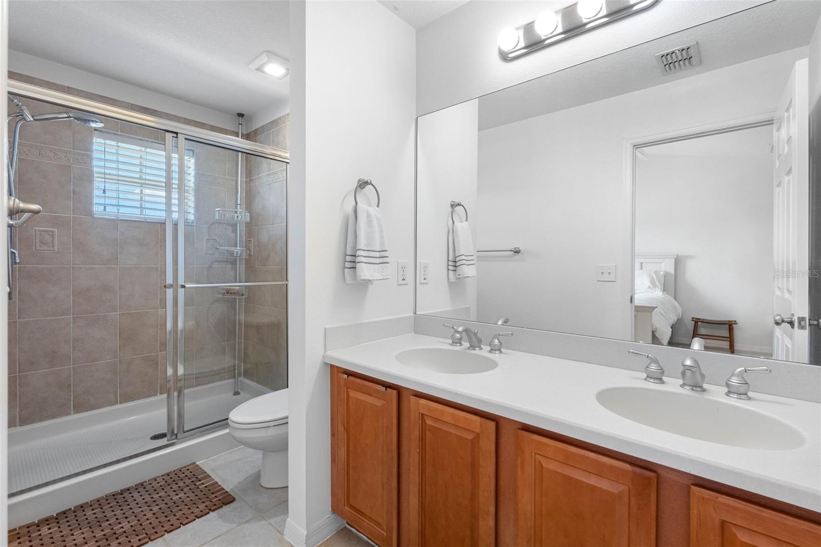 Image 27 of 40 For 20470 Needletree Drive