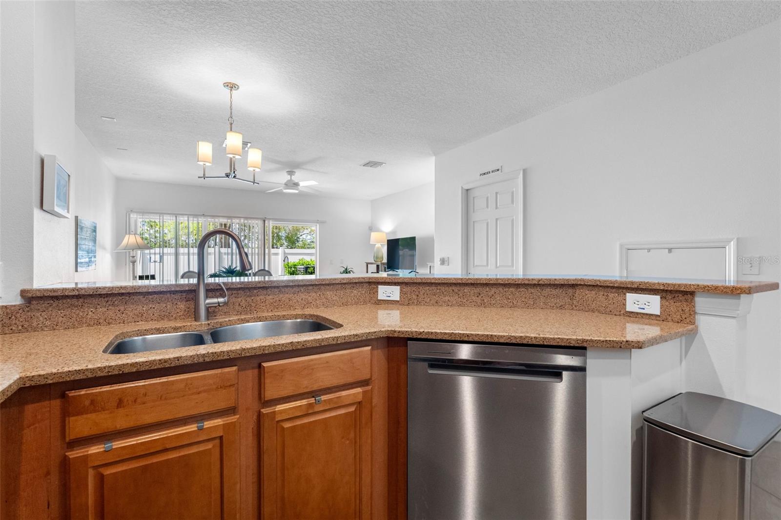 Image 5 of 40 For 20470 Needletree Drive