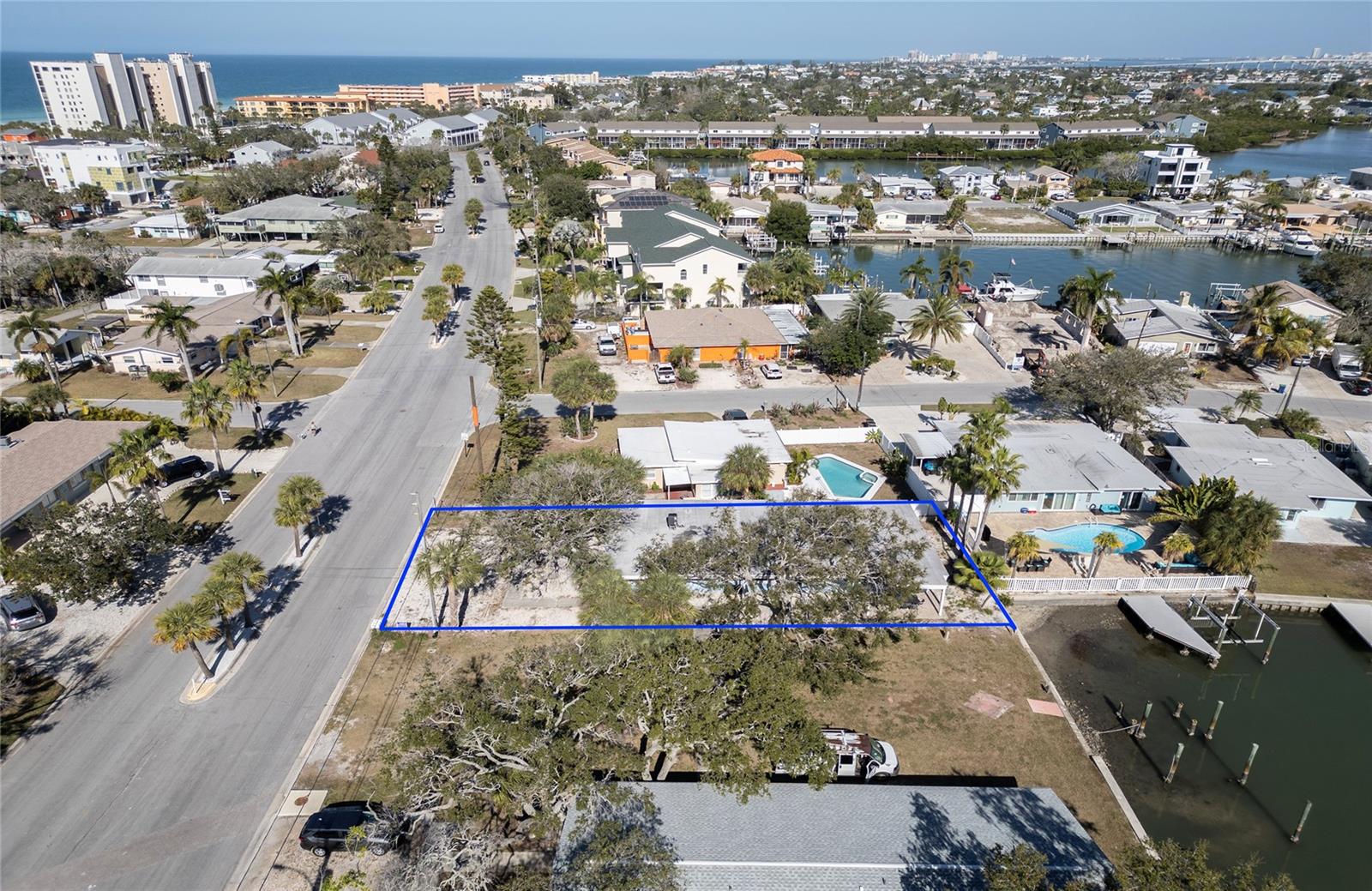 Image 19 of 65 For 717 Gulf Boulevard 1
