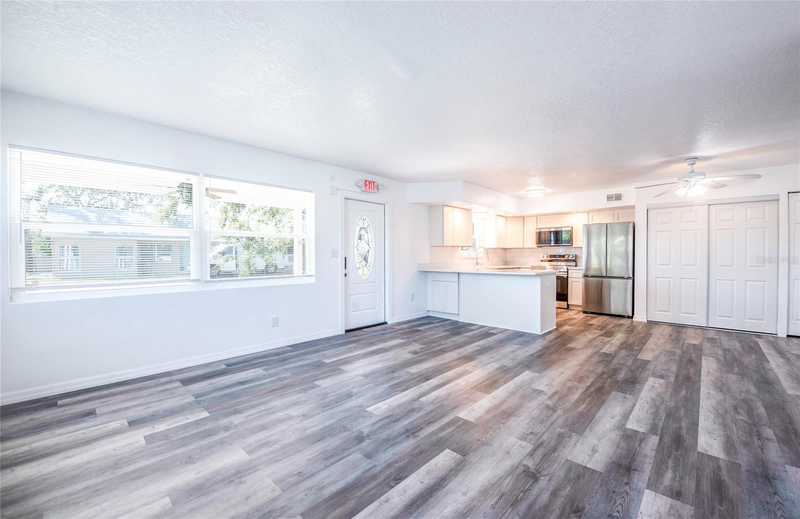 Image 44 of 65 For 717 Gulf Boulevard 1