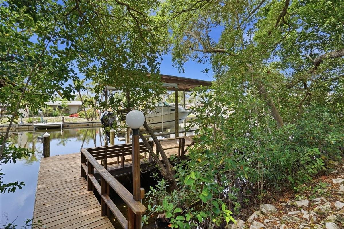 Image 30 of 42 For 860 Sand Pine Drive Ne