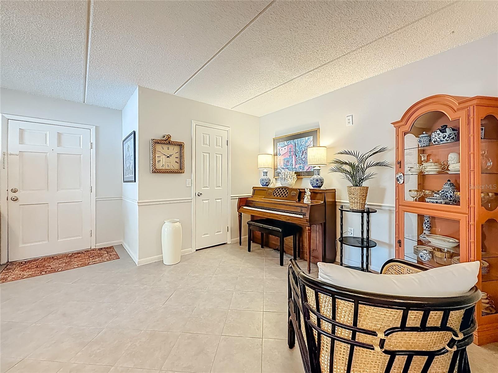 Image 13 of 56 For 360 Bayshore Boulevard 108