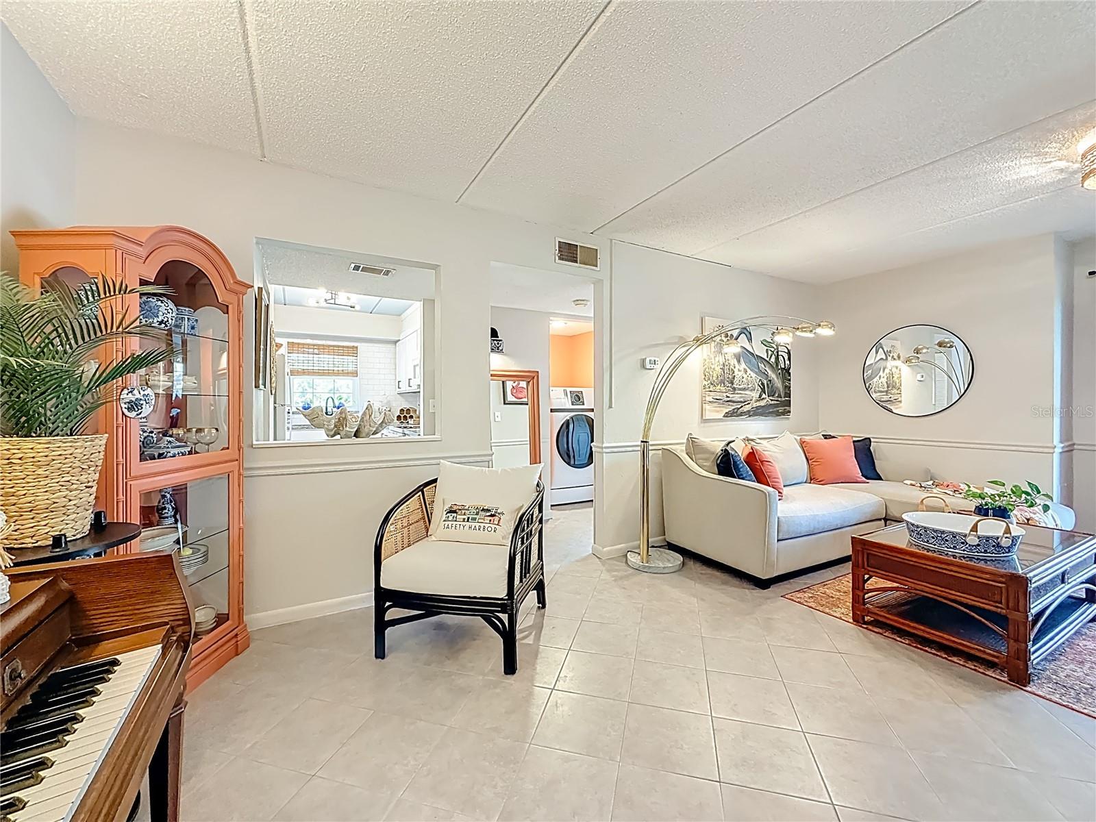 Image 14 of 56 For 360 Bayshore Boulevard 108