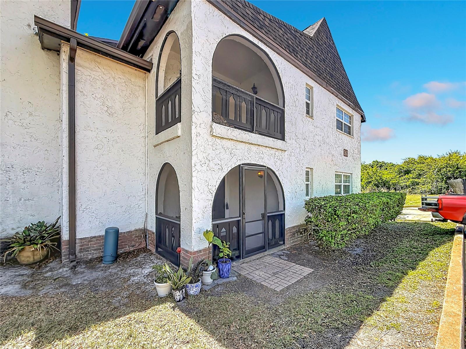 Image 2 of 56 For 360 Bayshore Boulevard 108