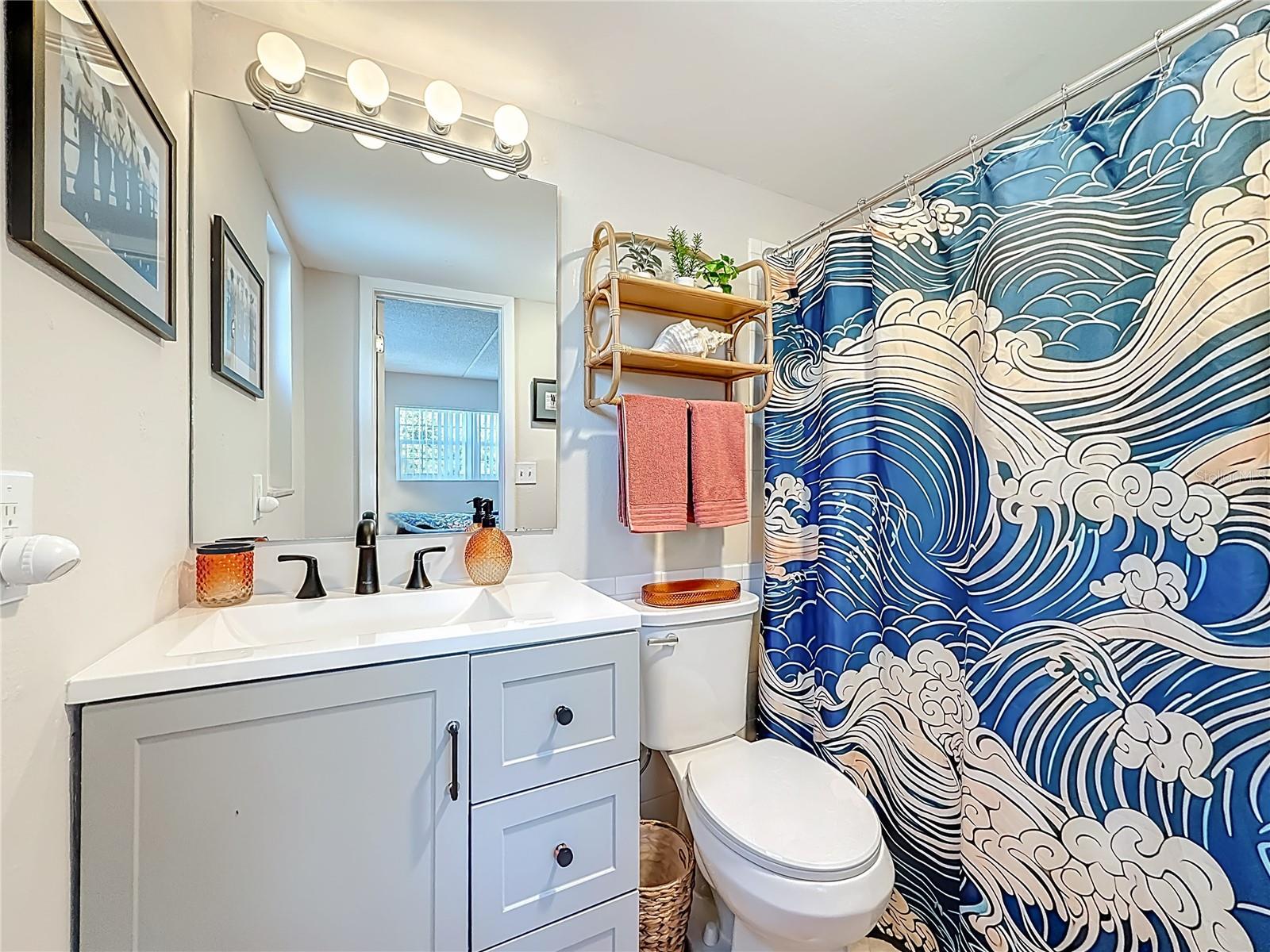 Image 29 of 56 For 360 Bayshore Boulevard 108