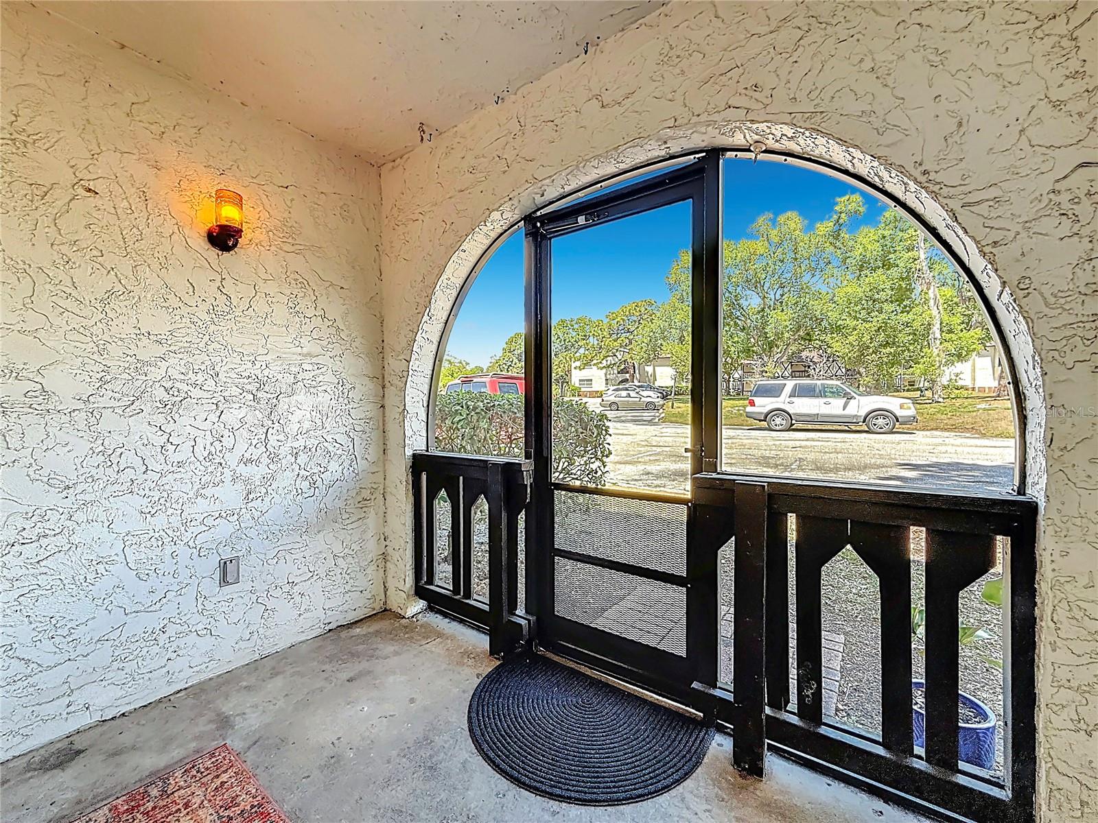 Image 5 of 56 For 360 Bayshore Boulevard 108