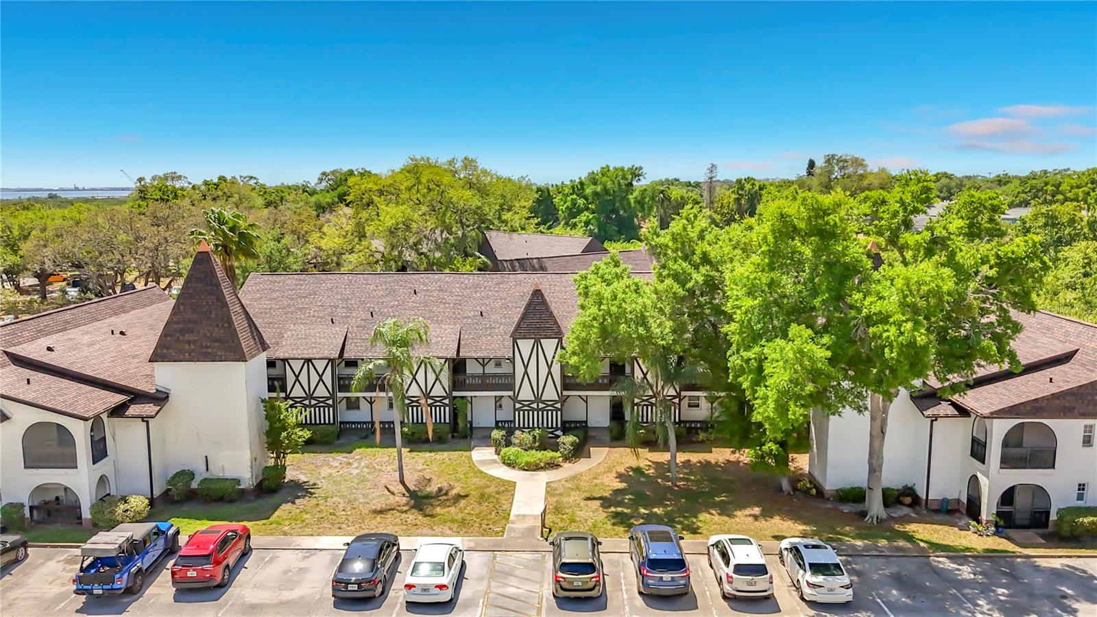 Image 53 of 56 For 360 Bayshore Boulevard 108