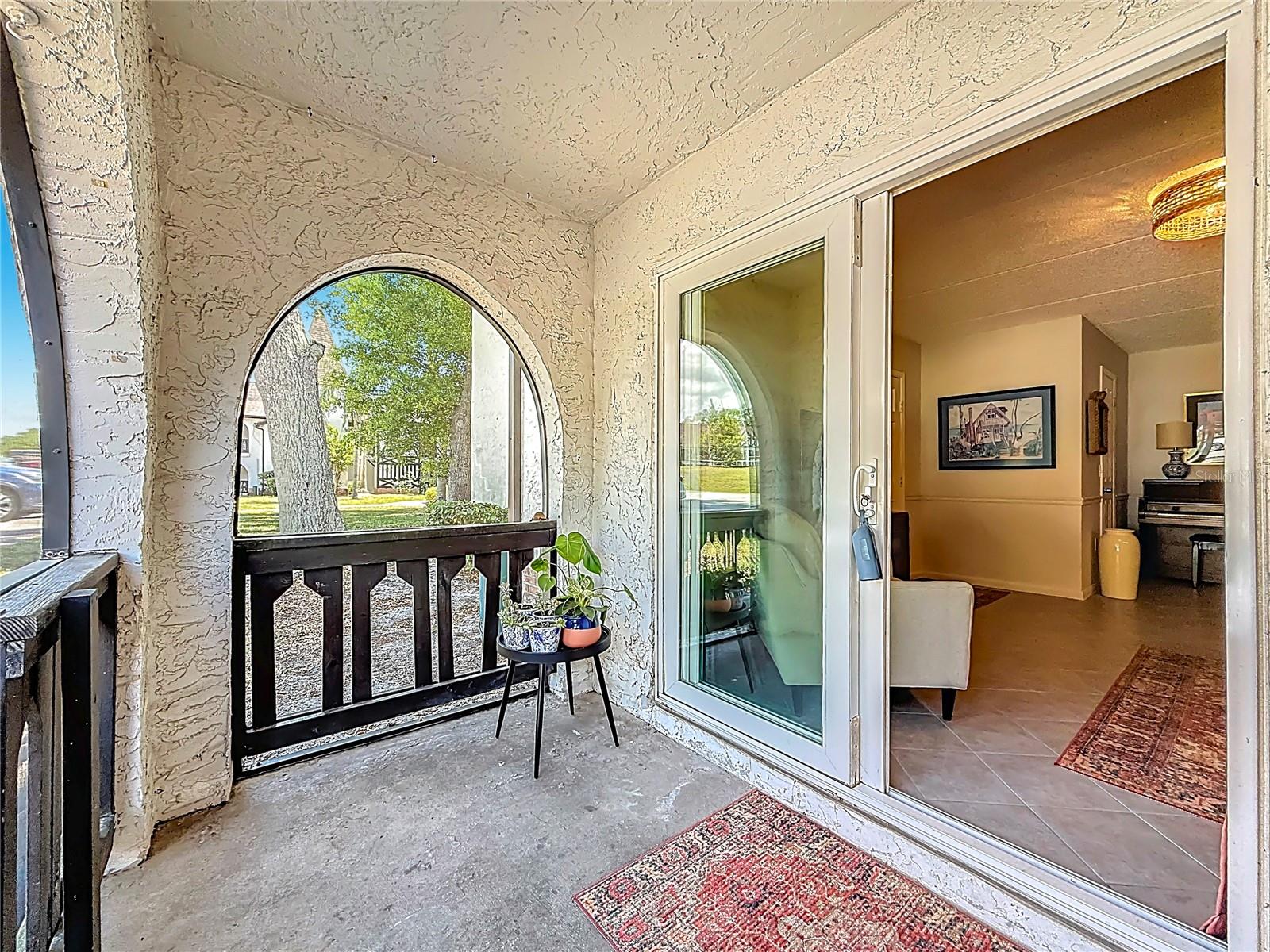 Image 6 of 56 For 360 Bayshore Boulevard 108