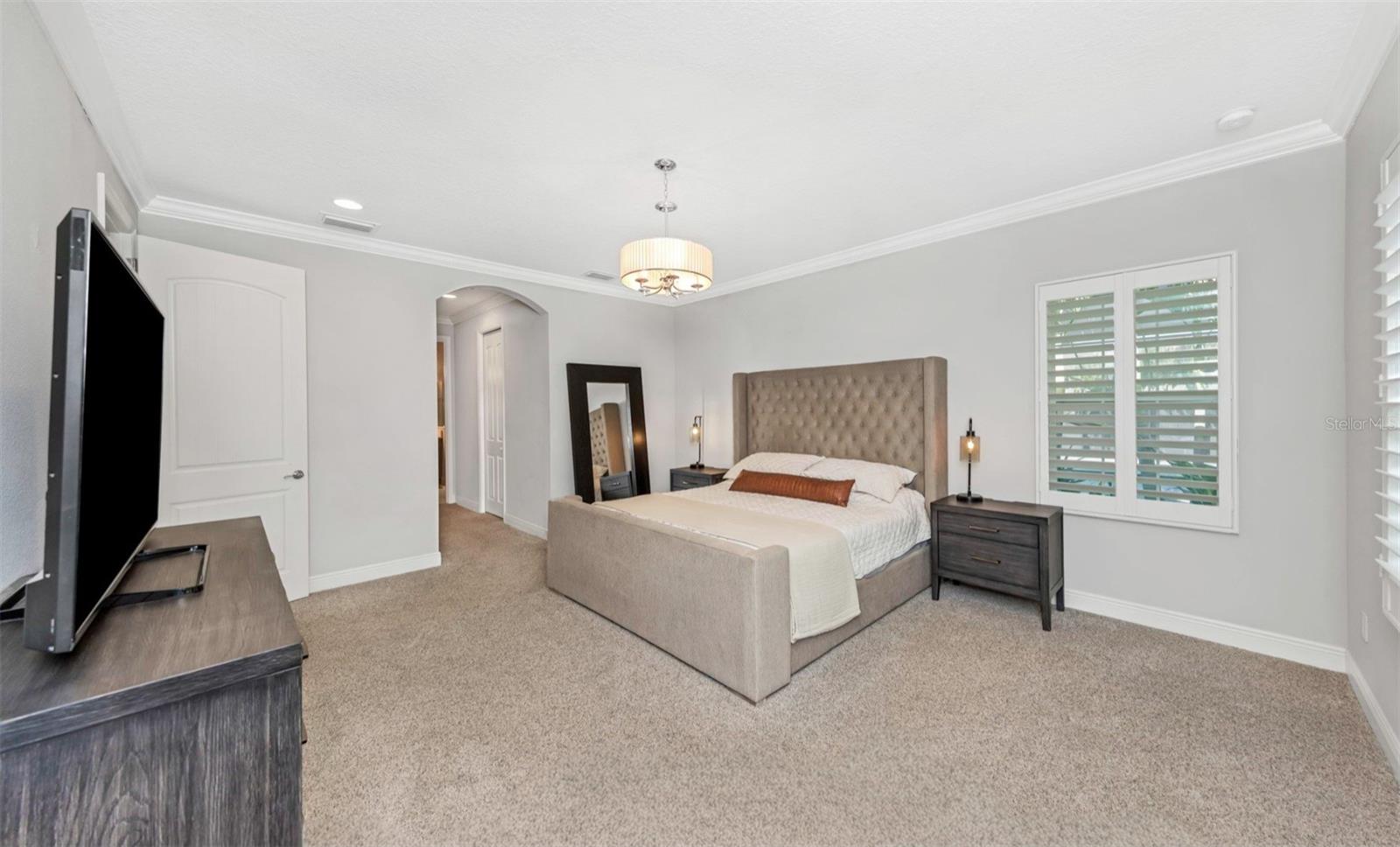 Image 20 of 43 For 6916 Neopolitan Court