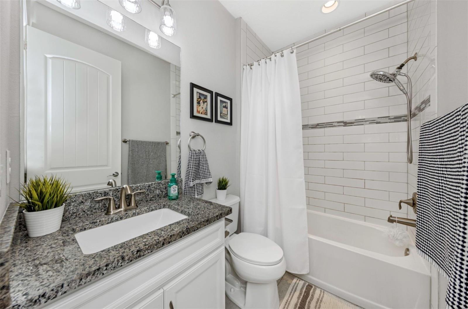 Image 34 of 43 For 6916 Neopolitan Court