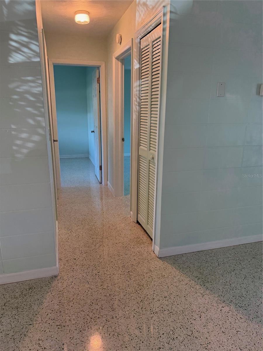 Image 18 of 19 For 10189 106th Terrace