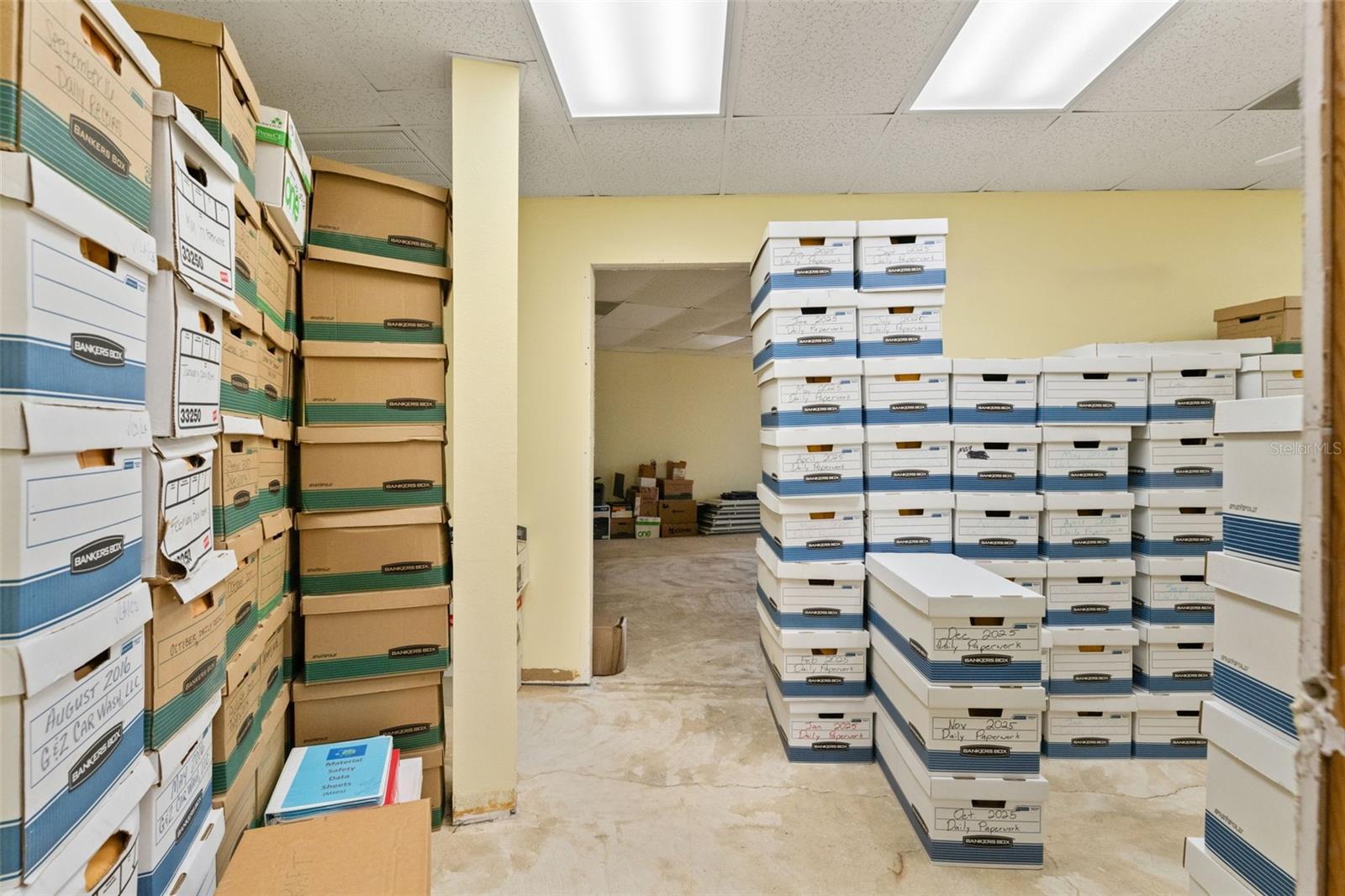 Image 17 of 17 For 1108 Commercial Way