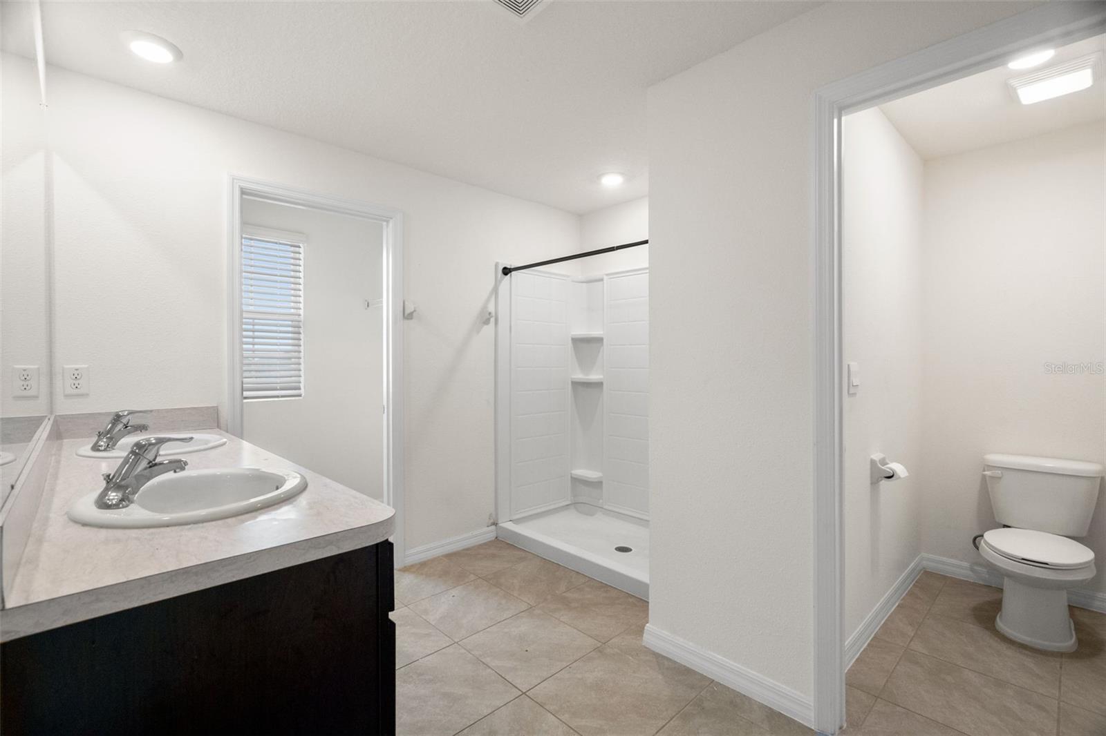 Image 19 of 49 For 2818 Gumbo Limbo Drive