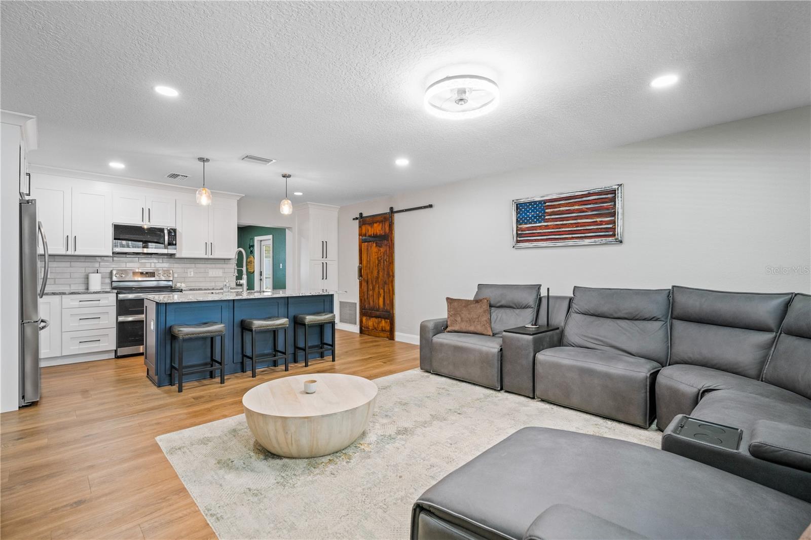 Image 6 of 29 For 9653 Golden Grove Street