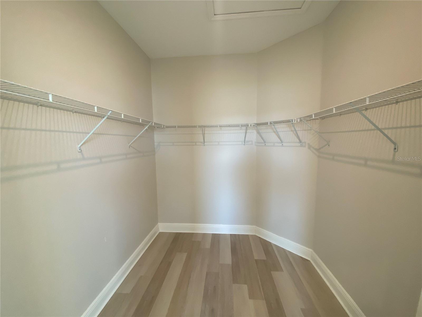 Image 23 of 38 For 34273 Radley Way