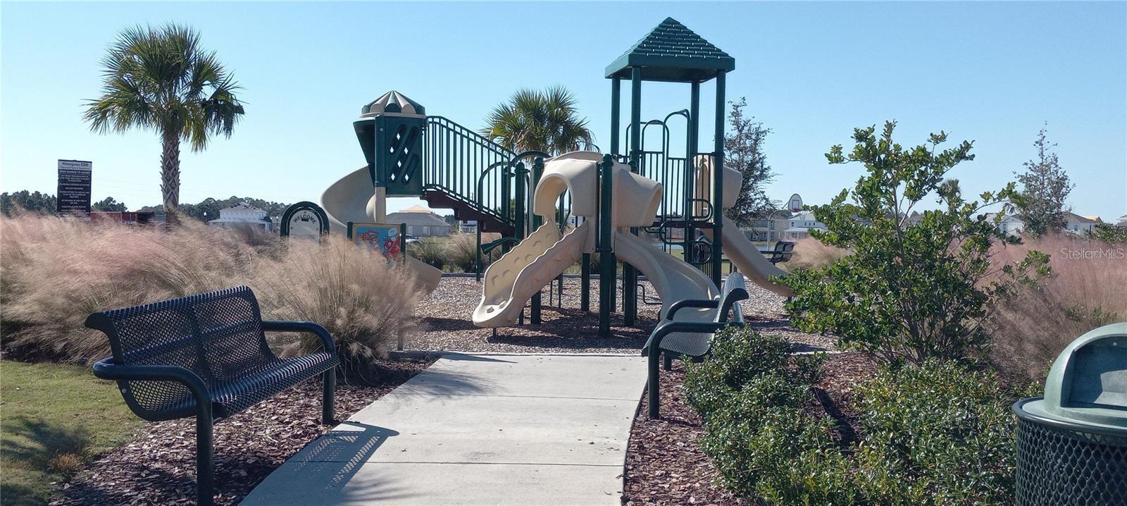 Image 33 of 38 For 34273 Radley Way