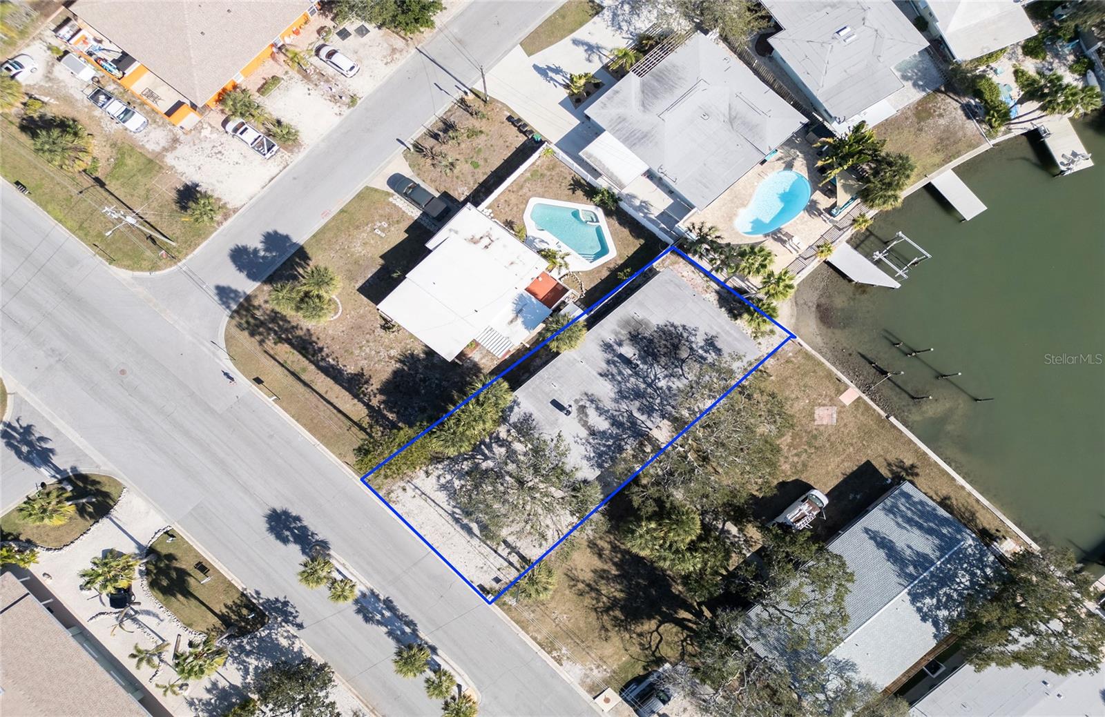 Image 17 of 65 For 717 Gulf Boulevard 2