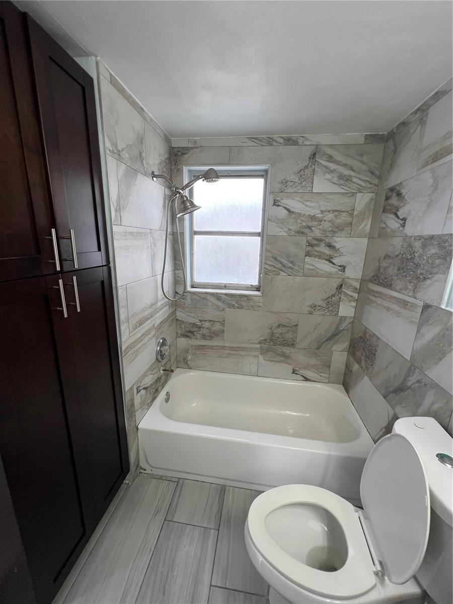 Image 10 of 12 For 5333 Pasadena Drive 5333