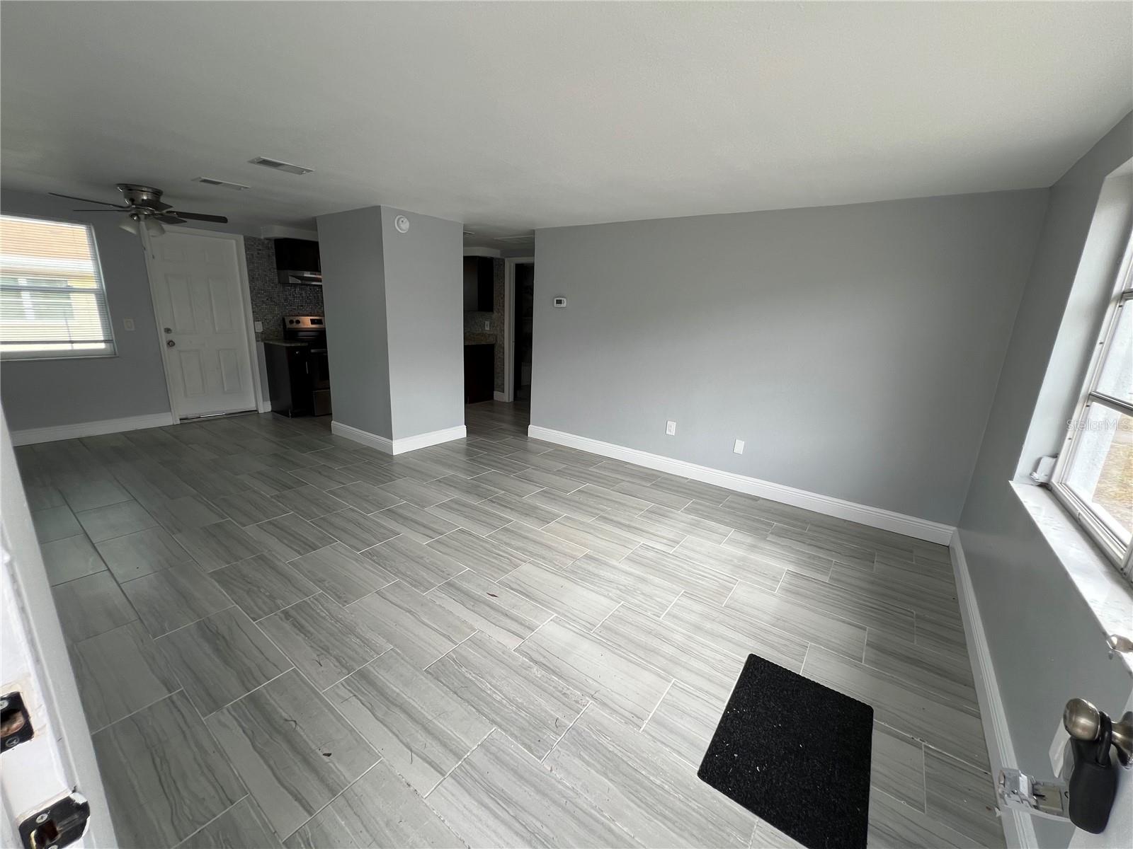 Image 3 of 12 For 5333 Pasadena Drive 5333