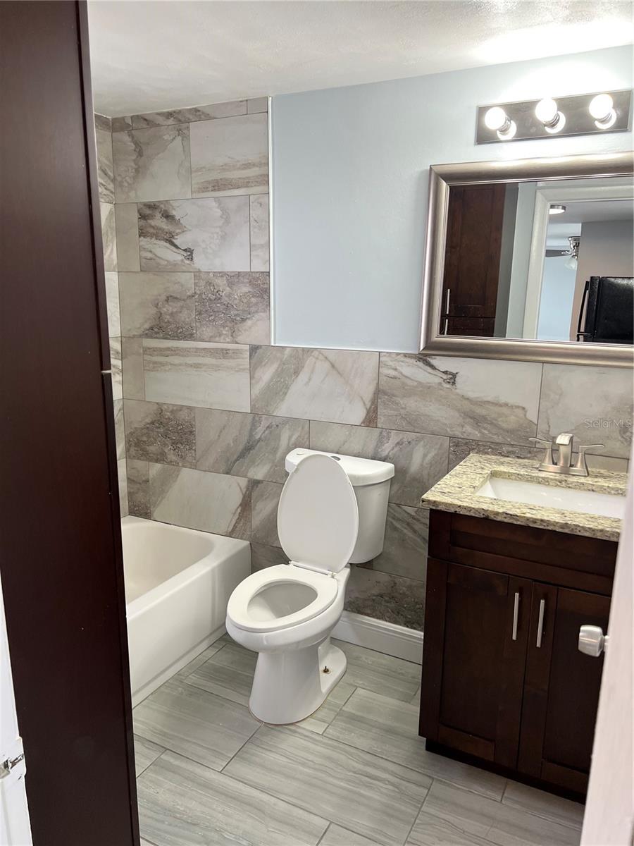 Image 9 of 12 For 5333 Pasadena Drive 5333