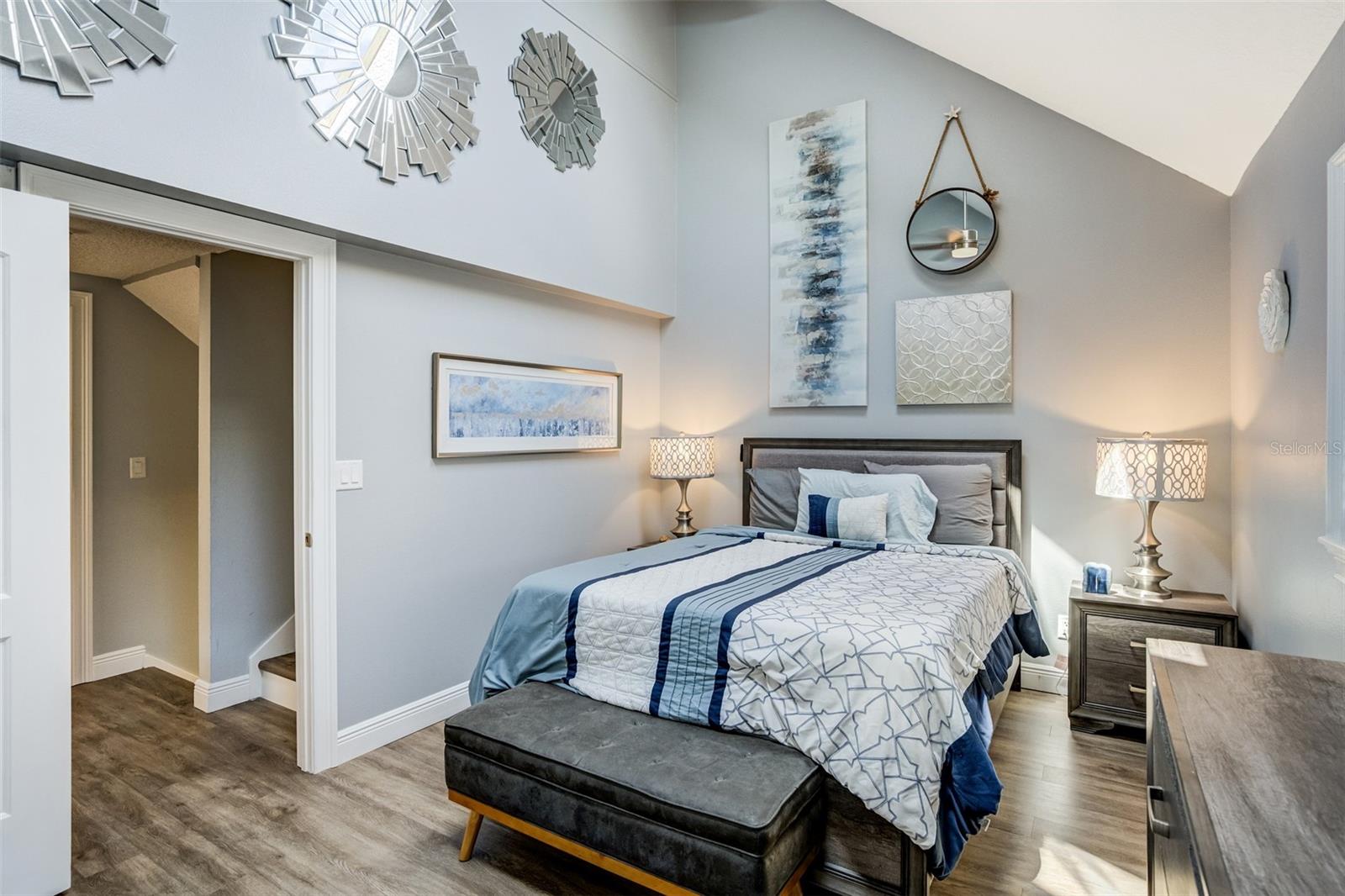 Image 12 of 25 For 325 Island Way 109