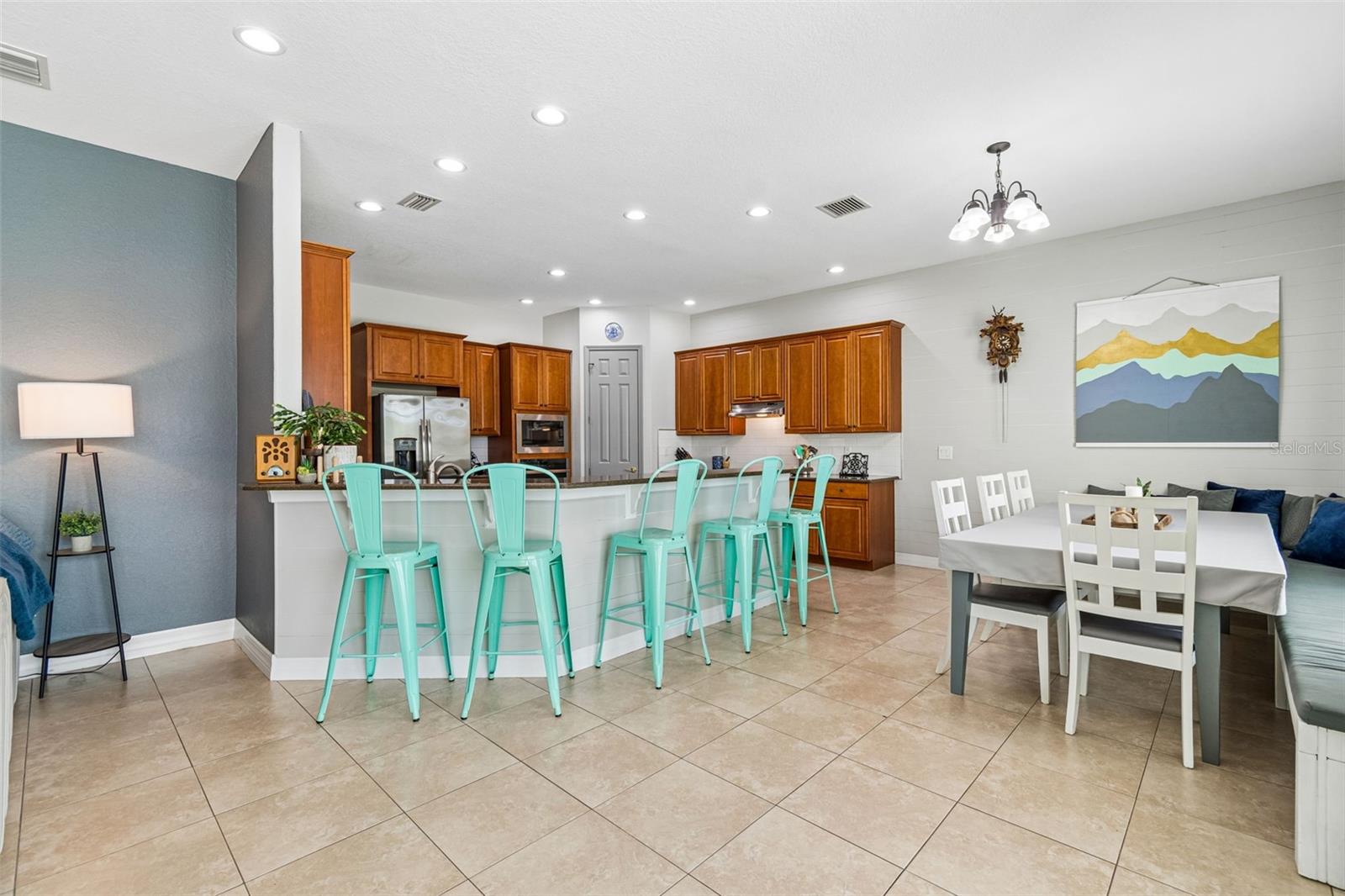 Listing photo id 10 for 11830 Newberry Grove Loop