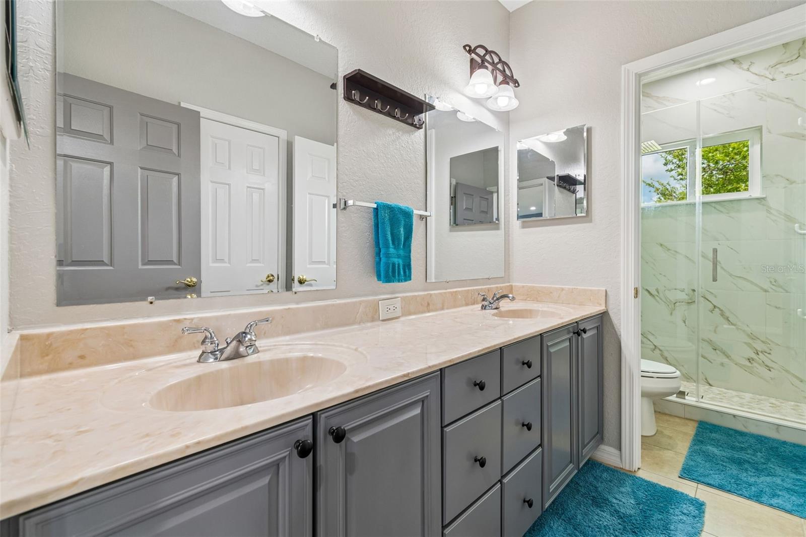 Listing photo id 24 for 11830 Newberry Grove Loop