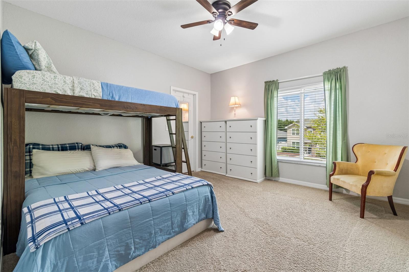 Listing photo id 26 for 11830 Newberry Grove Loop