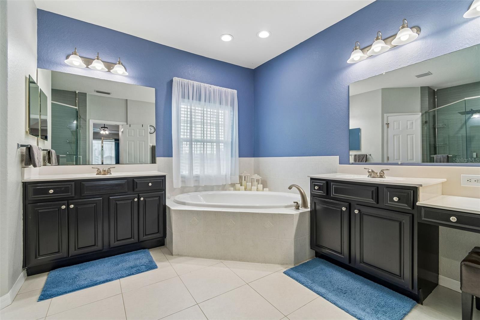 Listing photo id 38 for 11830 Newberry Grove Loop