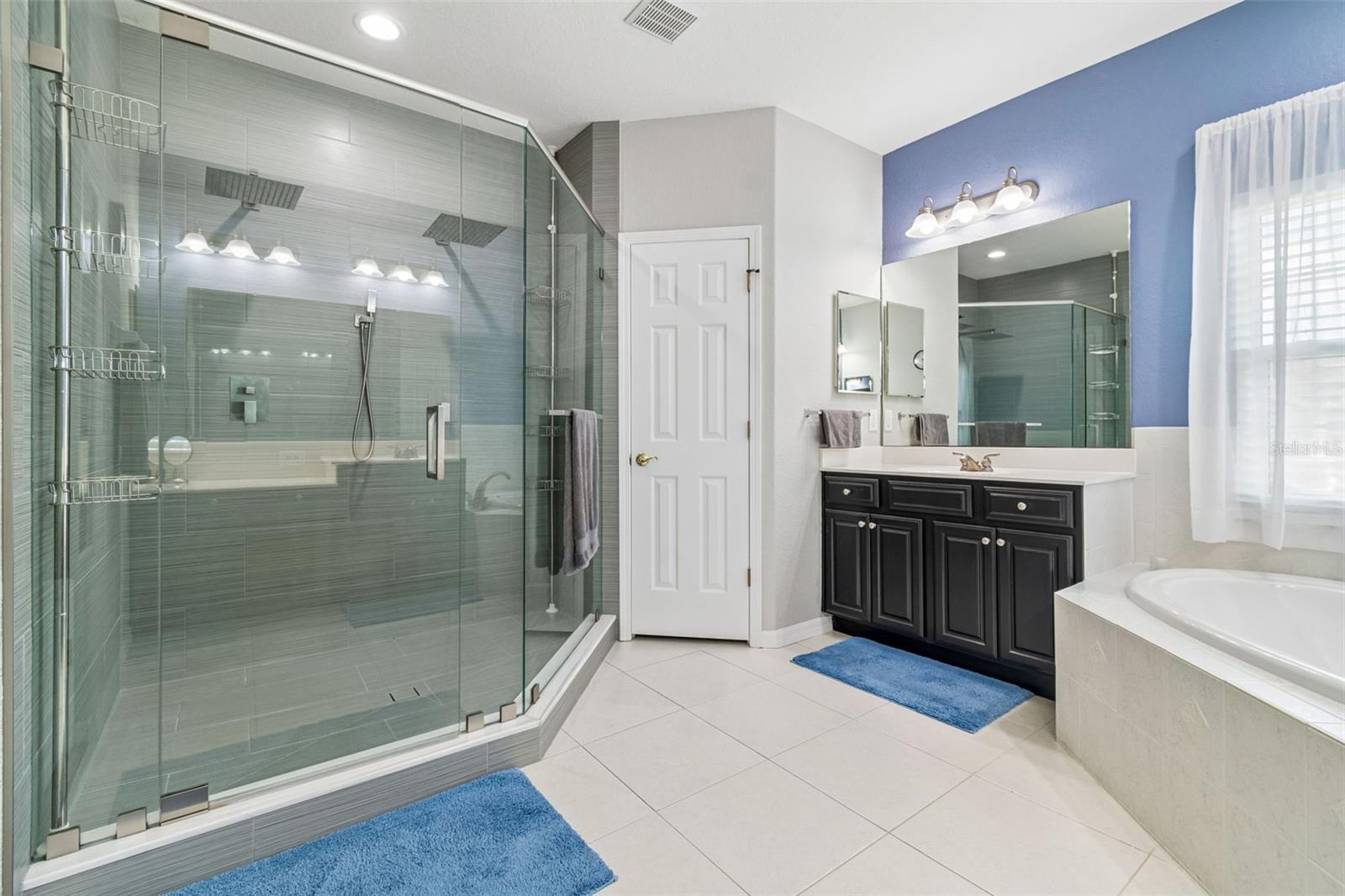 Listing photo id 40 for 11830 Newberry Grove Loop