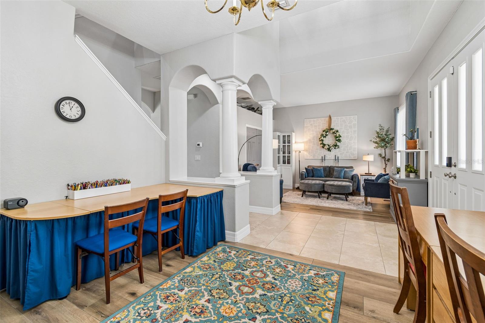 Listing photo id 3 for 11830 Newberry Grove Loop