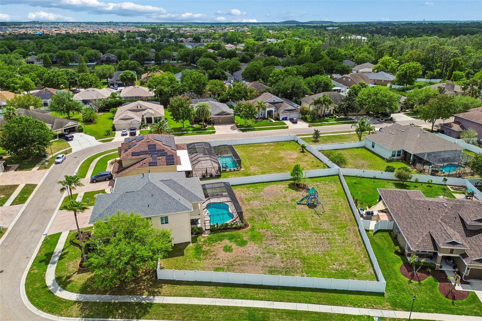 Listing photo id 54 for 11830 Newberry Grove Loop