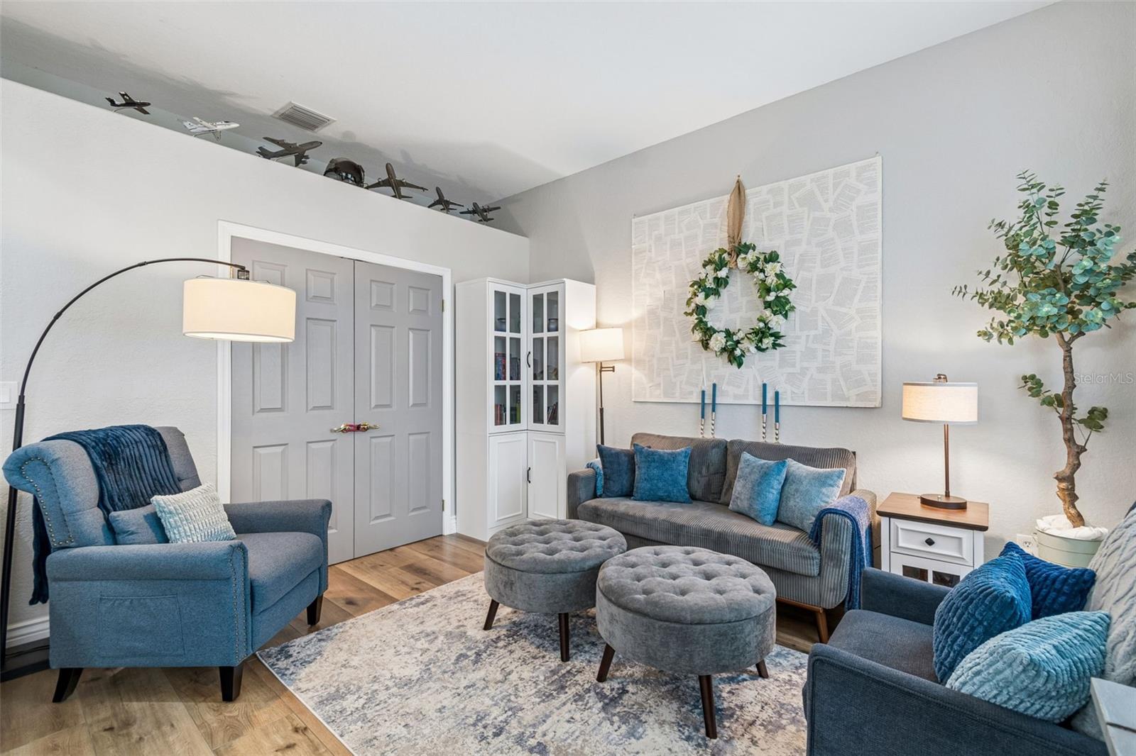 Listing photo id 5 for 11830 Newberry Grove Loop