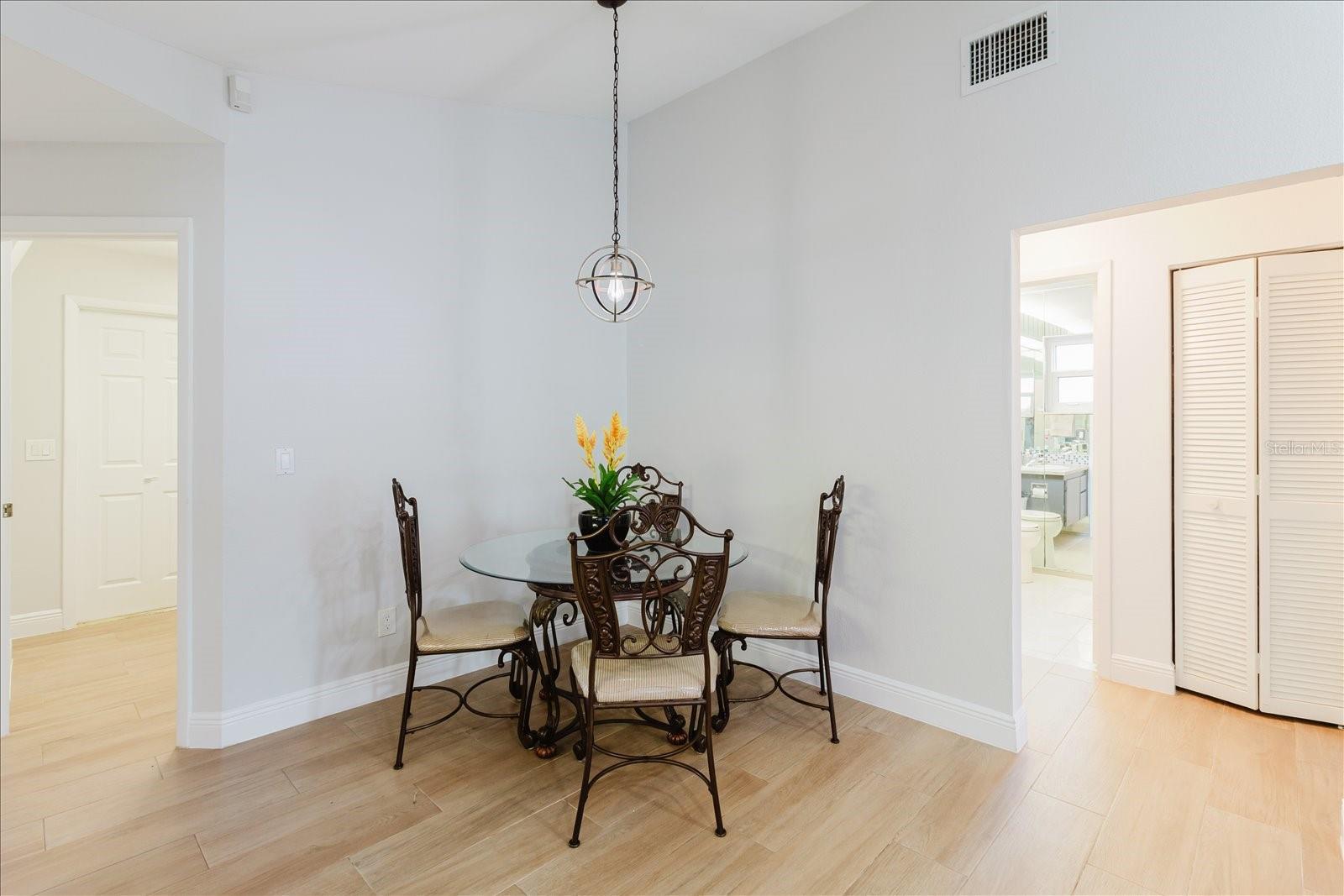 Image 32 of 88 For 8112 Golden Bear Loop