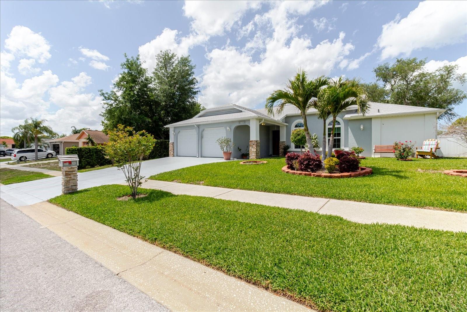 Image 7 of 88 For 8112 Golden Bear Loop