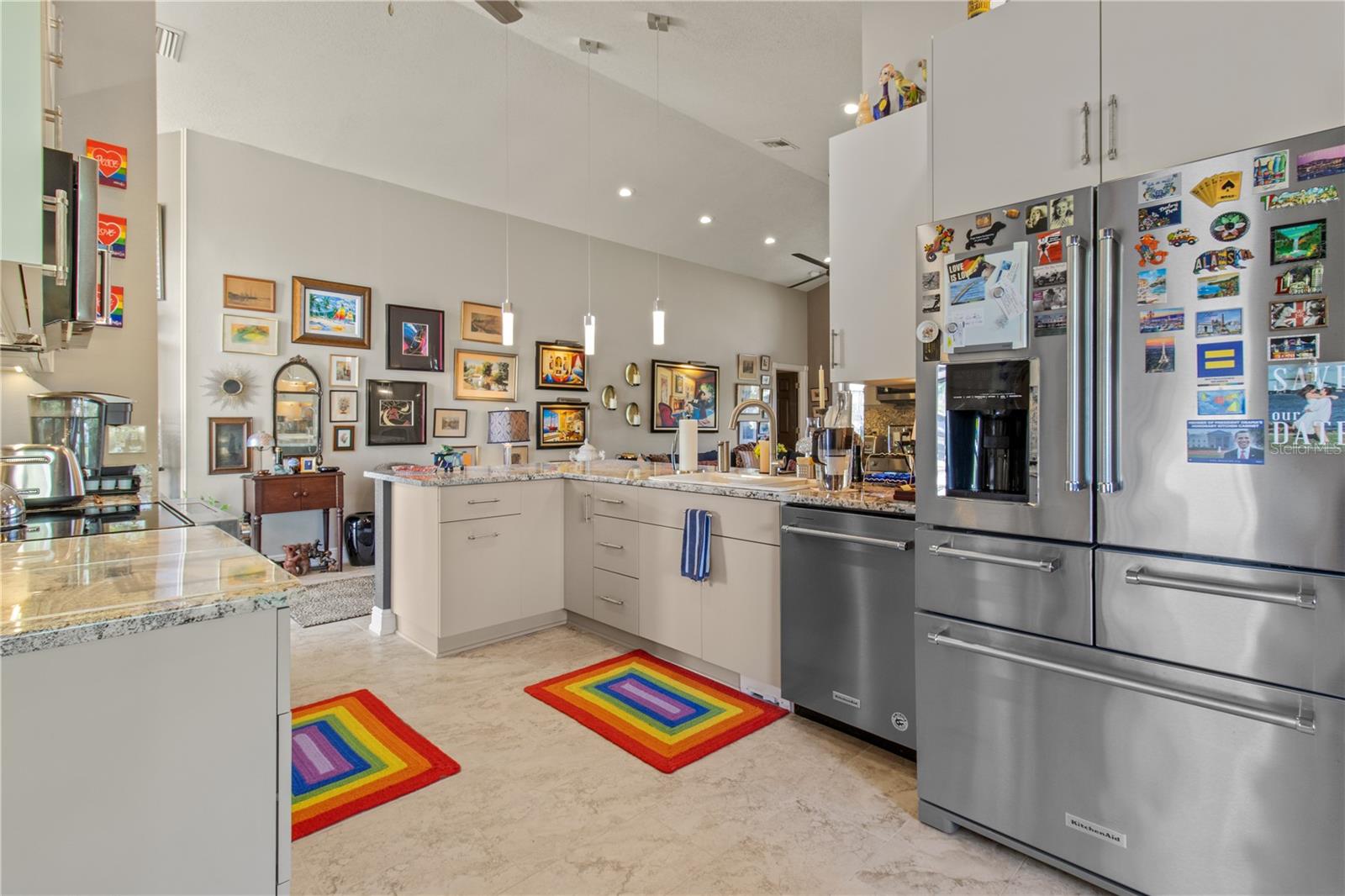 Listing photo id 27 for 70 Center Oak Circle