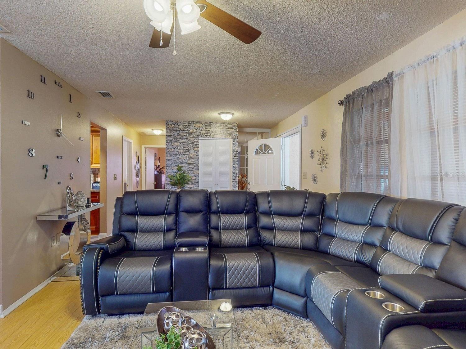 Image 13 of 46 For 5763 55th Terrace N