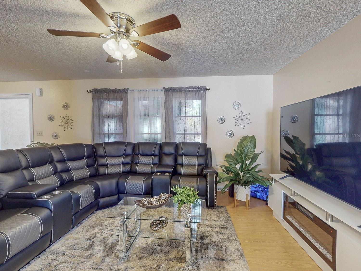 Image 14 of 46 For 5763 55th Terrace N