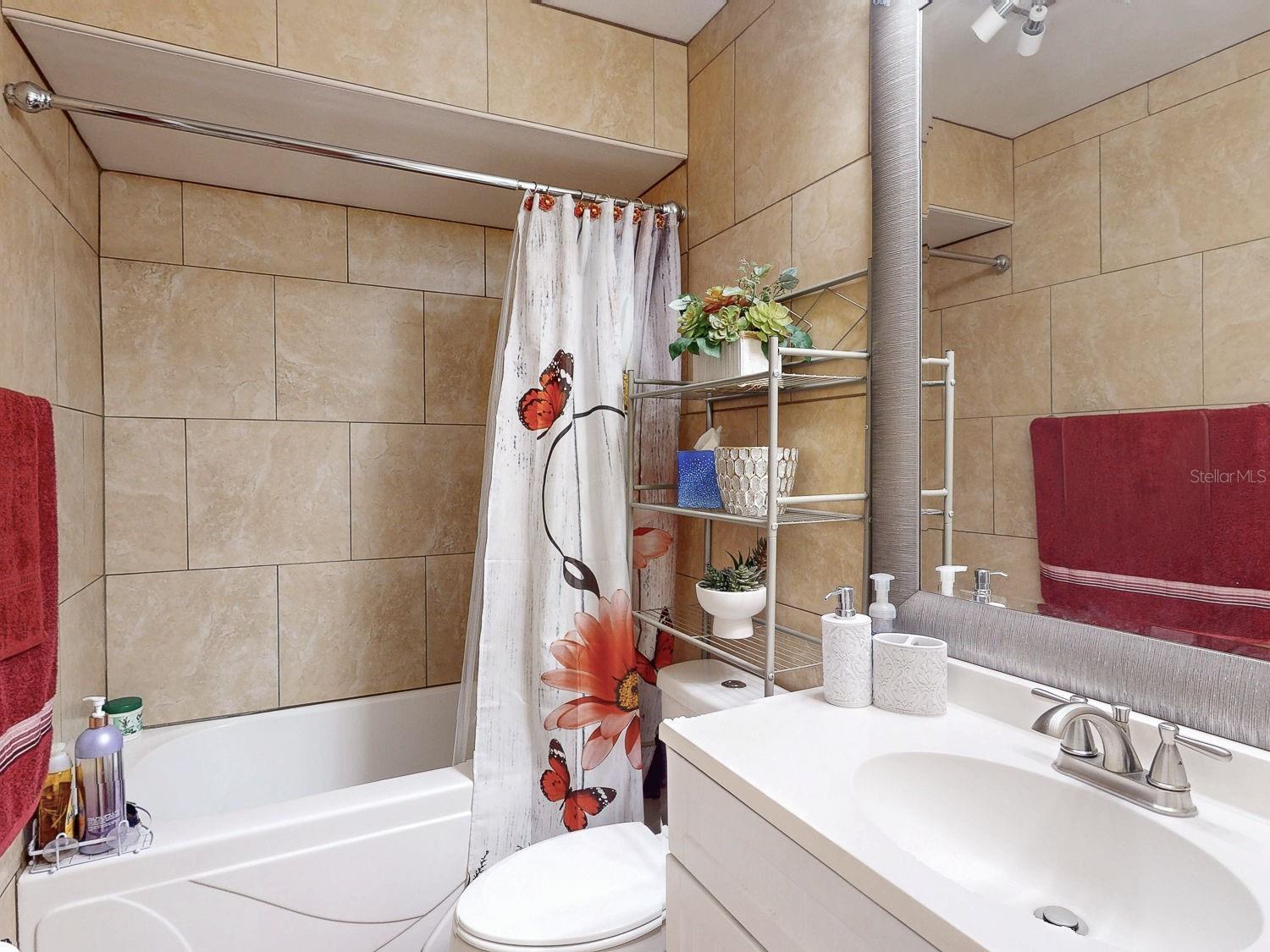 Image 17 of 46 For 5763 55th Terrace N