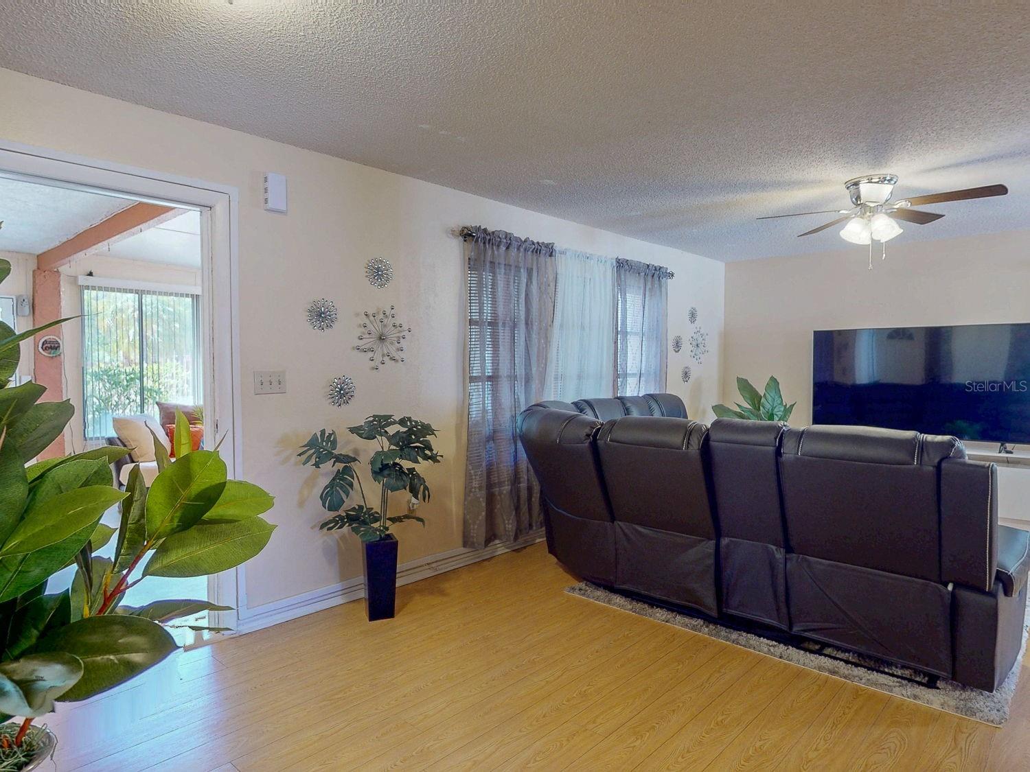 Image 22 of 46 For 5763 55th Terrace N