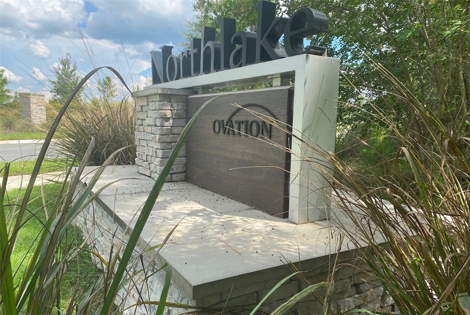 Image 3 of 11 For 17006 Seville Orange Road