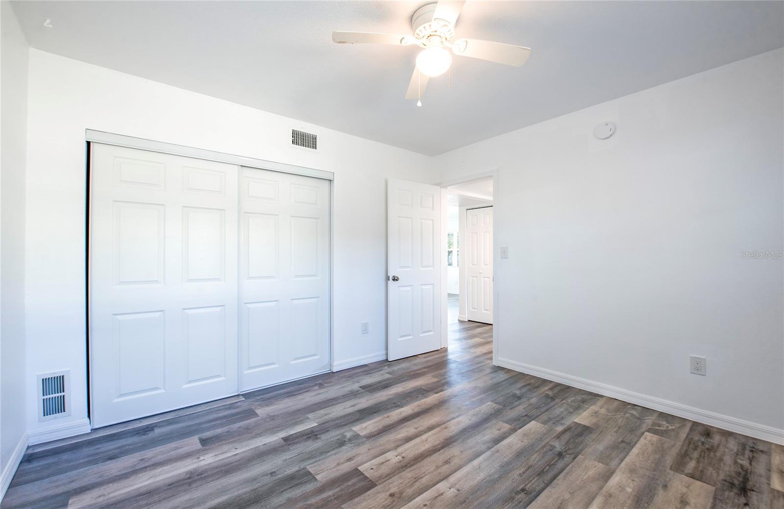 Image 13 of 65 For 717 Gulf Boulevard 3