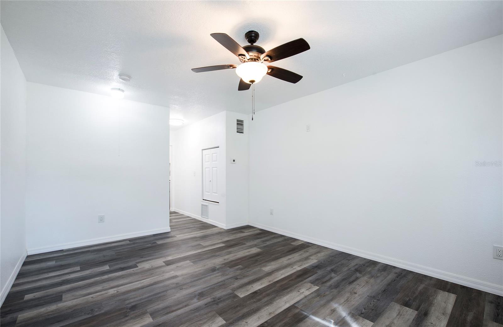 Image 31 of 65 For 717 Gulf Boulevard 3